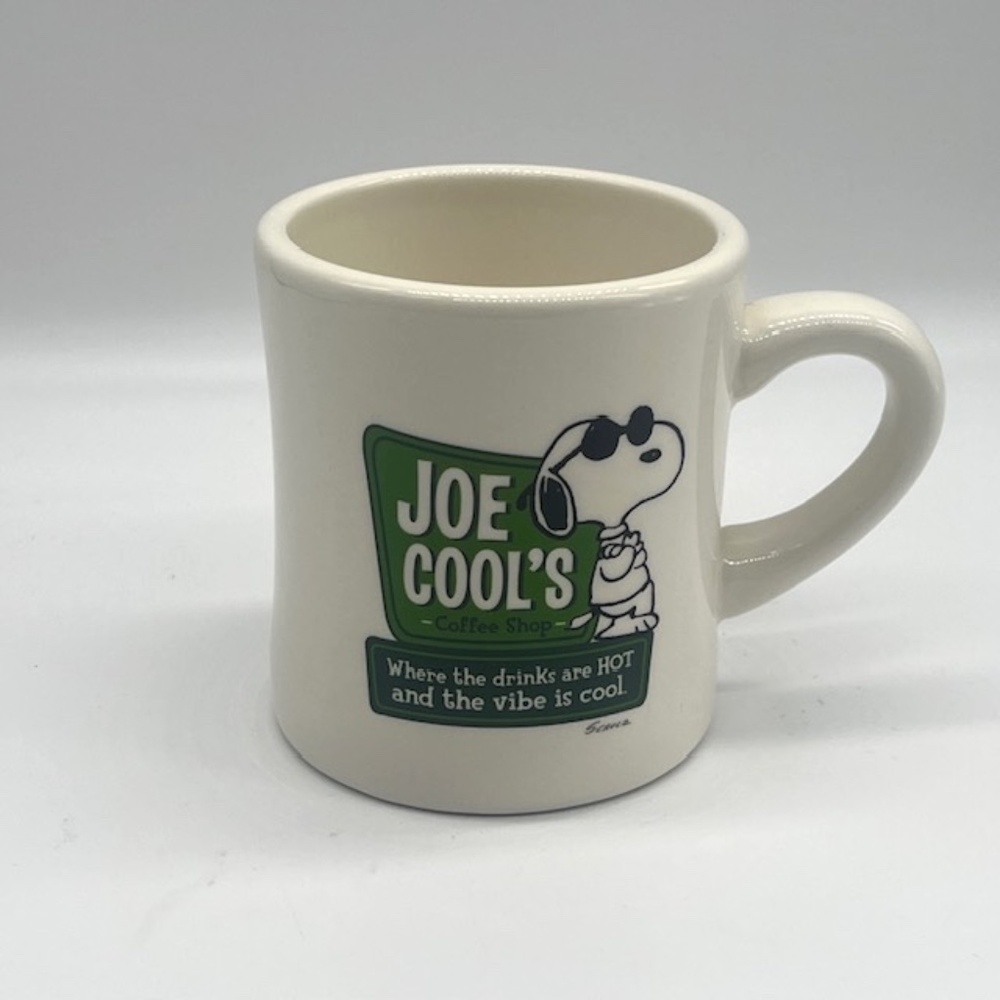 Hallmark Peanuts Snoopy JOE COOL'S COFFEE SHOP Tea Coffee Mug NEW